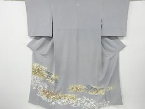 リサイクル　金彩荒波に松・群鶴模様刺繍一つ紋色留袖